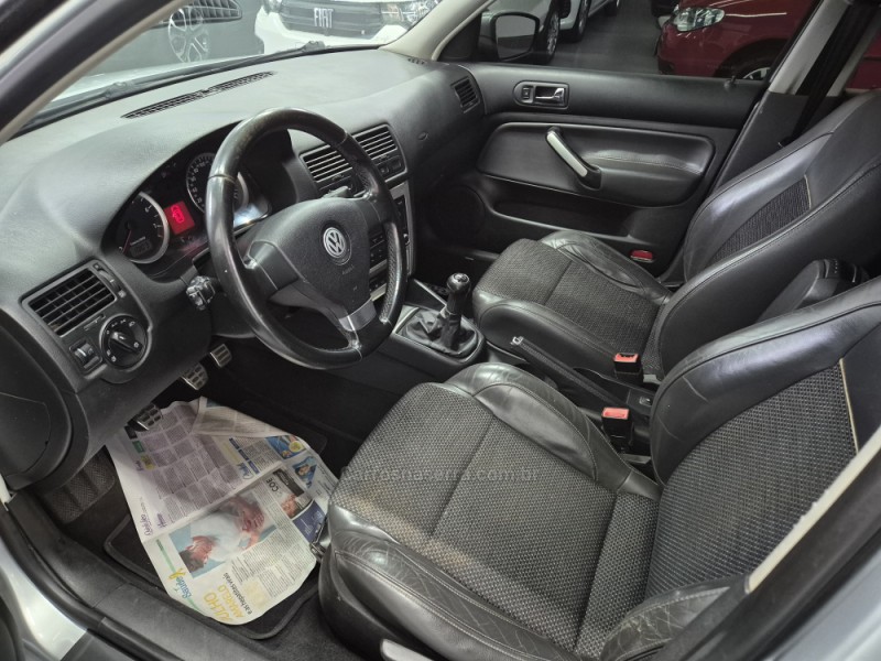 GOLF 1.6 MI SPORTLINE 8V FLEX 4P MANUAL - 2011 - GARIBALDI
