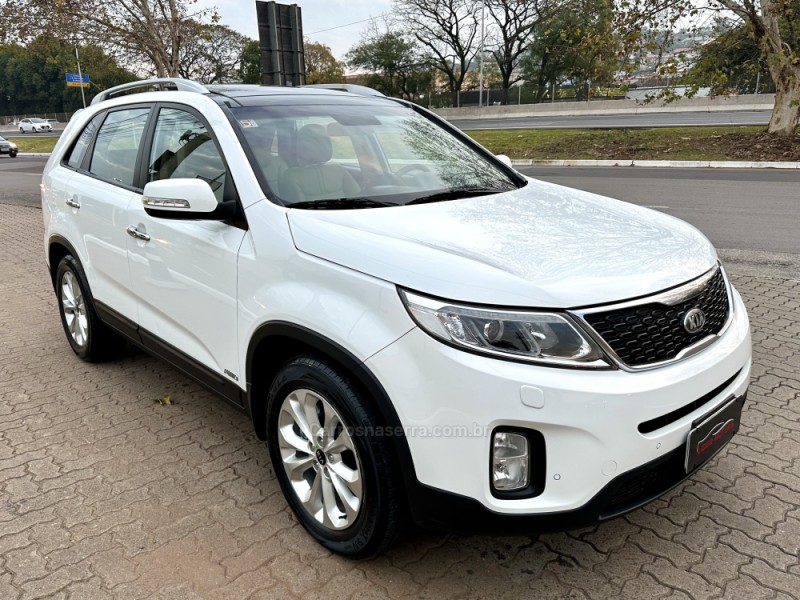 SORENTO 3.5 4X4 V6 24V GASOLINA 4P AUTOMÁTICO - 2015 - ESTâNCIA VELHA
