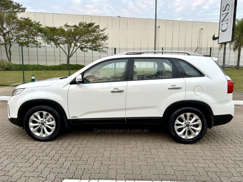 SORENTO 3.5 4X4 V6 24V GASOLINA 4P AUTOMÁTICO - 2015 - ESTâNCIA VELHA