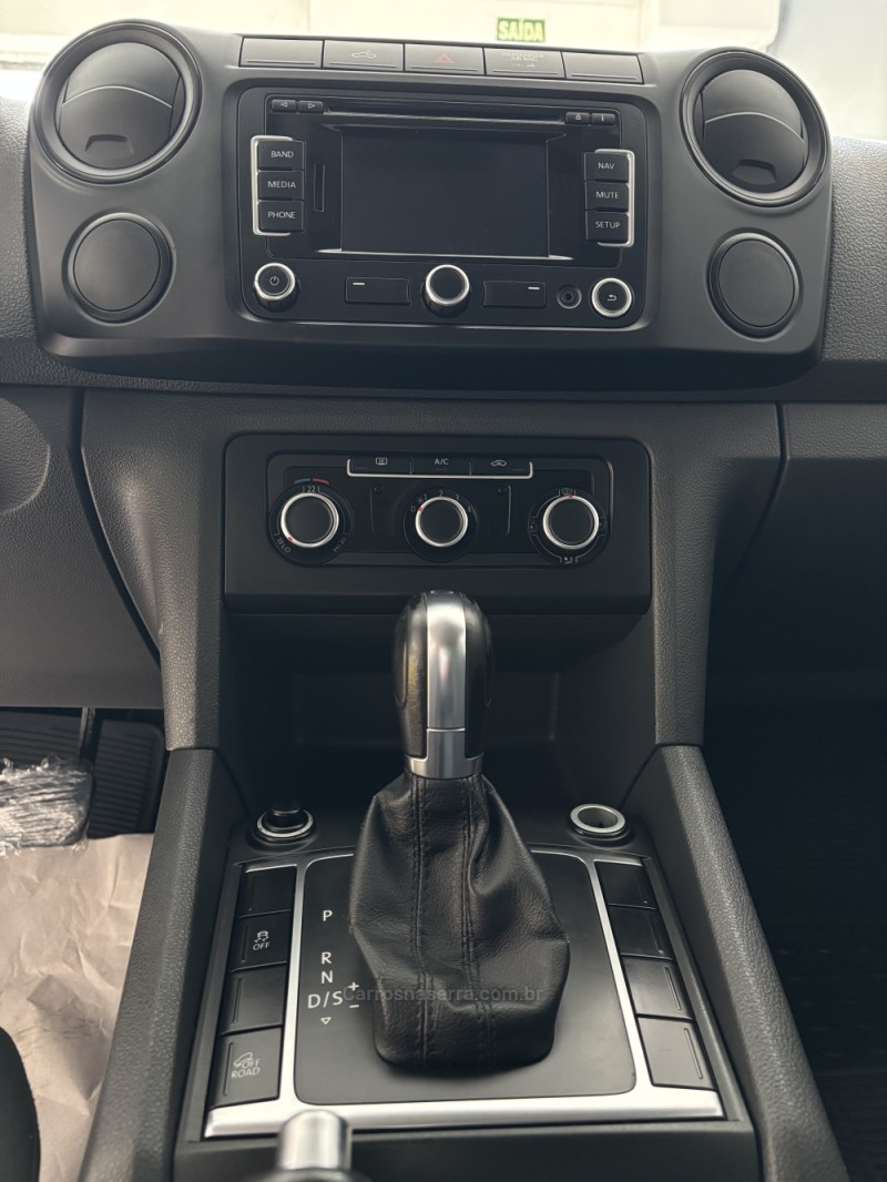 AMAROK 2.0 4X4 CD 16V TURBO INTERCOOLER DIESEL 4P MANUAL - 2013 - CAXIAS DO SUL