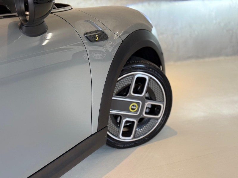 COOPER S E TOP 184CV ELÉTRICO 2P AUTOMÁTICO - 2023 - CAXIAS DO SUL