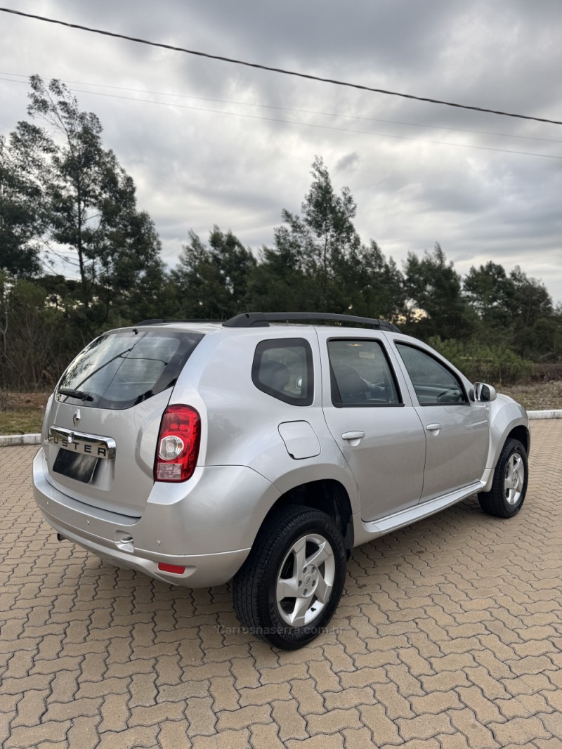 DUSTER 1.6 EXPRESSION 4X2 16V FLEX 4P MANUAL - 2014 - BENTO GONçALVES