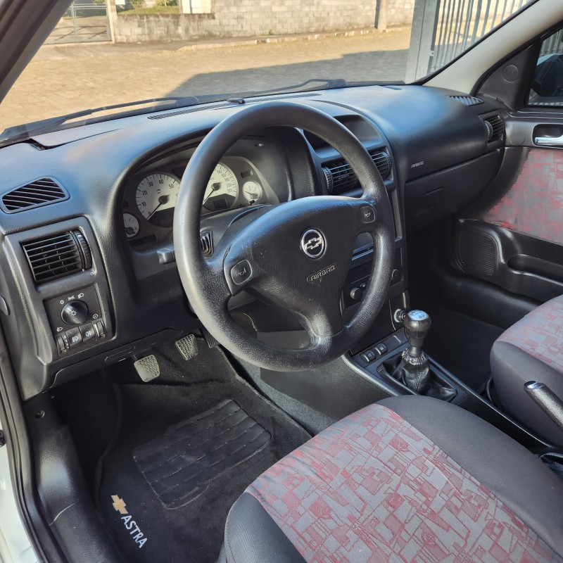 ASTRA 2.0 SFI GSI 16V GASOLINA 4P MANUAL - 2005 - BENTO GONçALVES