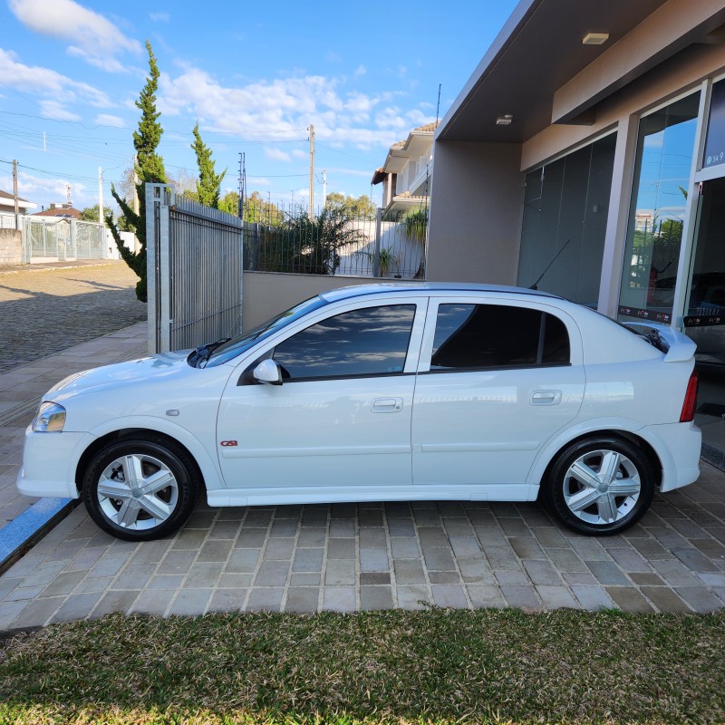ASTRA 2.0 SFI GSI 16V GASOLINA 4P MANUAL - 2005 - BENTO GONçALVES