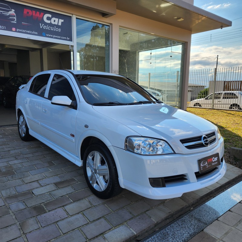 ASTRA 2.0 SFI GSI 16V GASOLINA 4P MANUAL - 2005 - BENTO GONçALVES