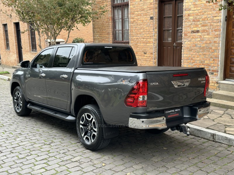HILUX 2.8 SRV 4X4 CD 16V DIESEL 4P AUTOMÁTICO - 2022 - CAXIAS DO SUL