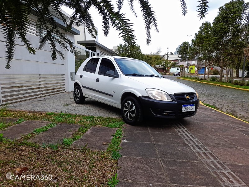 CELTA 1.0 MPFI LIFE 8V FLEX 4P MANUAL - 2008 - FARROUPILHA