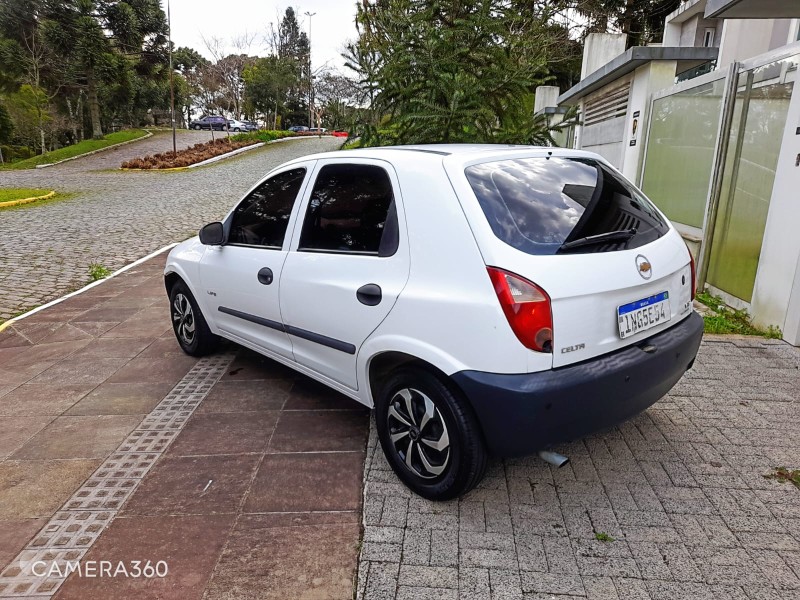 CELTA 1.0 MPFI LIFE 8V FLEX 4P MANUAL - 2008 - FARROUPILHA