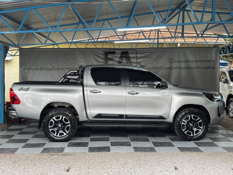 HILUX 2.8 SRX 4X4 CD 16V DIESEL 4P AUTOMÁTICO - 2021 - NOVA PRATA