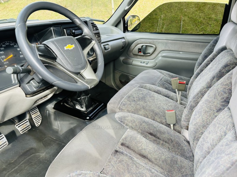 SILVERADO 4.2 D-20 RODEIO 4X2 CS 18V TURBO INTERCOOLER DIESEL 2P MANUAL - 2001 - BENTO GONçALVES