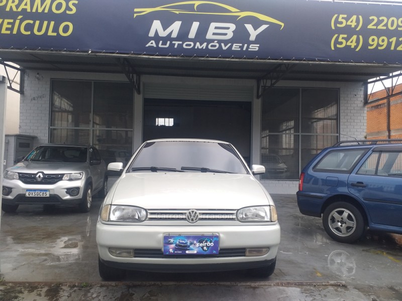 SAVEIRO 1.6 MI CL CS 8V GASOLINA 2P MANUAL G.II - 2000 - CAXIAS DO SUL