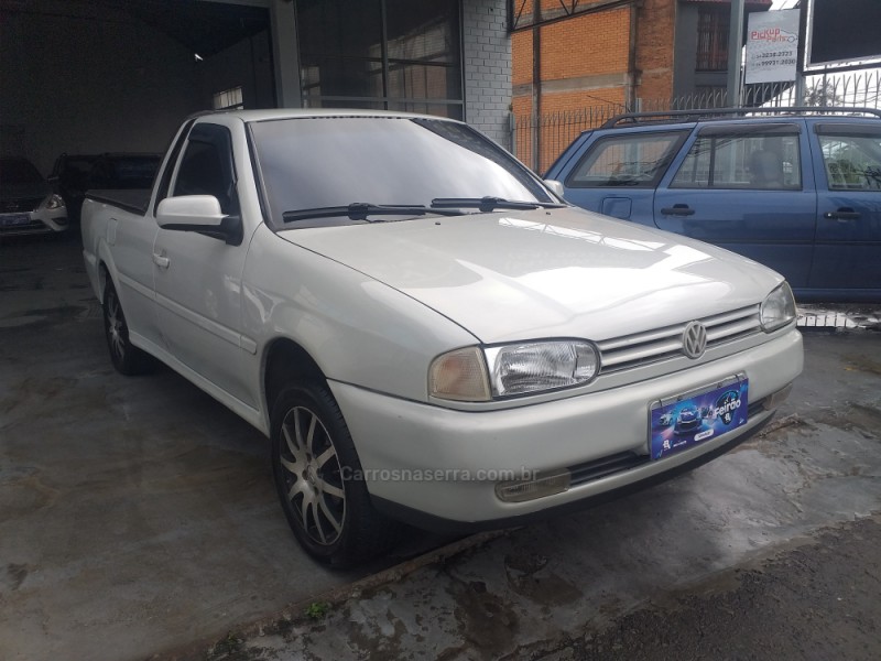 SAVEIRO 1.6 MI CL CS 8V GASOLINA 2P MANUAL G.II - 2000 - CAXIAS DO SUL