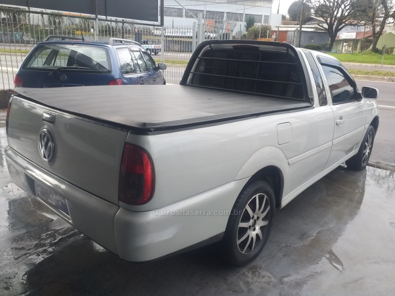 SAVEIRO 1.6 MI CL CS 8V GASOLINA 2P MANUAL G.II - 2000 - CAXIAS DO SUL