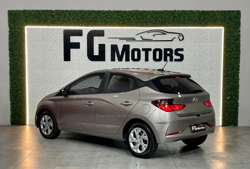 HB20 1.6 VISION 16V FLEX 4P AUTOMÁTICO  - 2020 - NOVO HAMBURGO