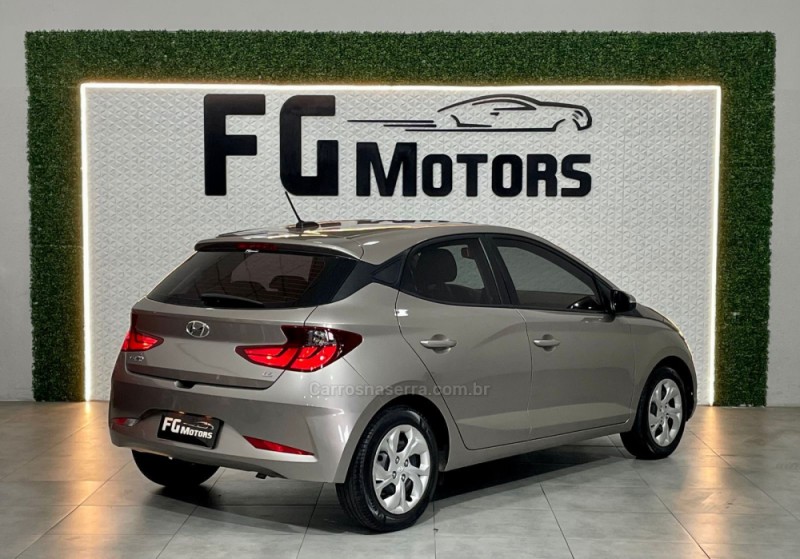 HB20 1.6 VISION 16V FLEX 4P AUTOMÁTICO  - 2020 - NOVO HAMBURGO
