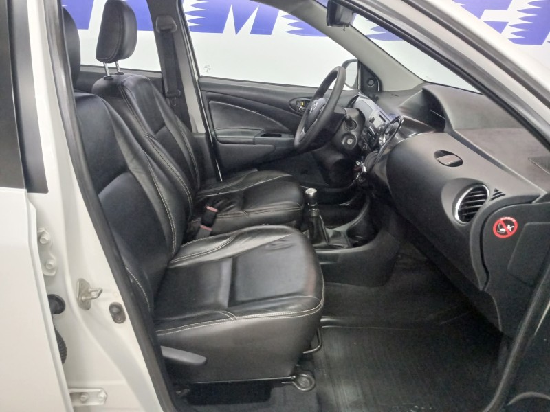 ETIOS 1.5 XS SEDAN 16V FLEX 4P MANUAL - 2018 - CAXIAS DO SUL