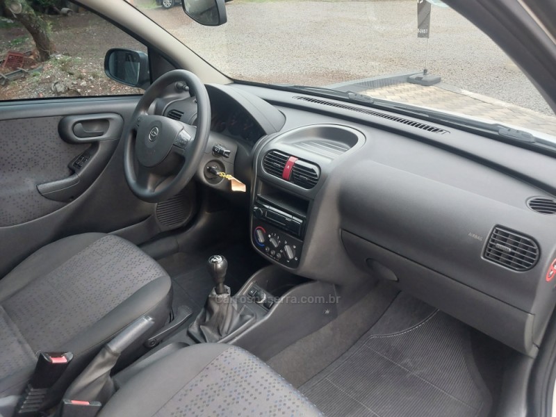 CORSA 1.4 MPFI MAXX 8V FLEX 4P MANUAL - 2012 - ENCANTADO