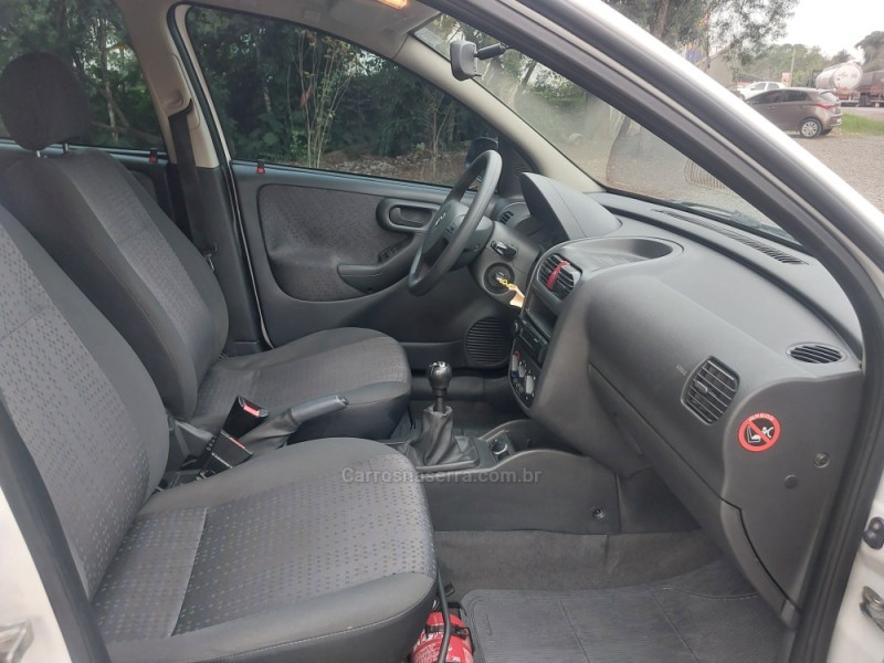 CORSA 1.4 MPFI MAXX 8V FLEX 4P MANUAL - 2012 - ENCANTADO