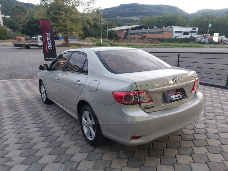 COROLLA 1.8 GLI 16V FLEX 4P AUTOMÁTICO - 2012 - ENCANTADO