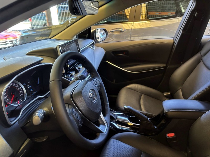 COROLLA 2.0 XEI 16V FLEX 4P AUTOMÁTICO - 2021 - FARROUPILHA
