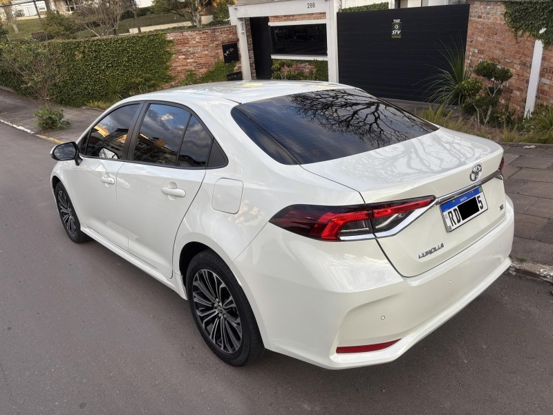 COROLLA 2.0 XEI 16V FLEX 4P AUTOMÁTICO - 2021 - FARROUPILHA