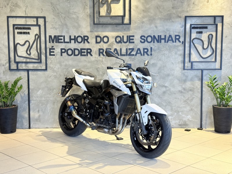 gsr 750 2016 caxias do sul