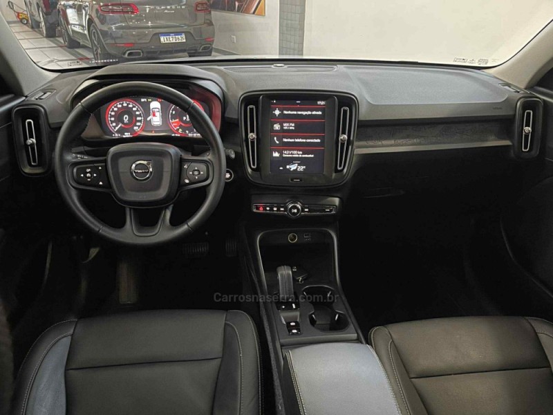 XC 40 2.0 T4 GASOLINA MOMENTUM 190CV FWD  - 2019 - PORTO ALEGRE