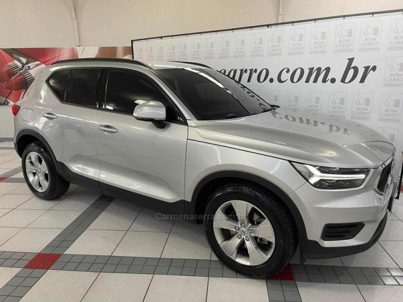XC 40 2.0 T4 GASOLINA MOMENTUM 190CV FWD  - 2019 - PORTO ALEGRE