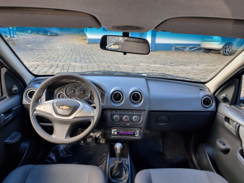CELTA 1.0 MPFI LT 8V FLEX 4P MANUAL - 2012 - VACARIA