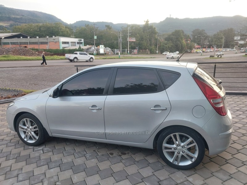 I30 2.0 MPI 16V GASOLINA 4P MANUAL - 2011 - ENCANTADO