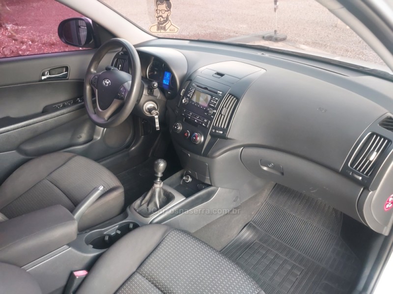 I30 2.0 MPI 16V GASOLINA 4P MANUAL - 2011 - ENCANTADO