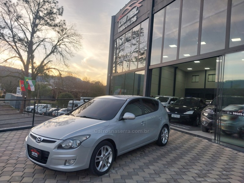 I30 2.0 MPI 16V GASOLINA 4P MANUAL