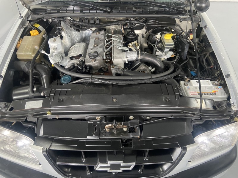 S10 2.8 4X2 CS 12V TURBO INTERCOOLER DIESEL 2P MANUAL - 2000 - FARROUPILHA