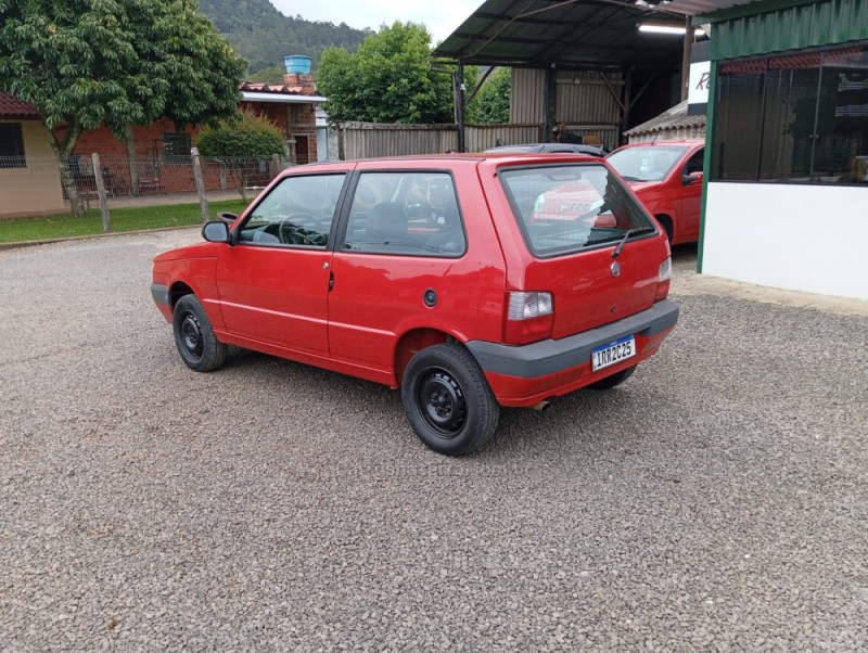 UNO 1.0 MPI MILLE FIRE ECONOMY 8V FLEX 4P MANUAL - 2011 - PICADA CAFé