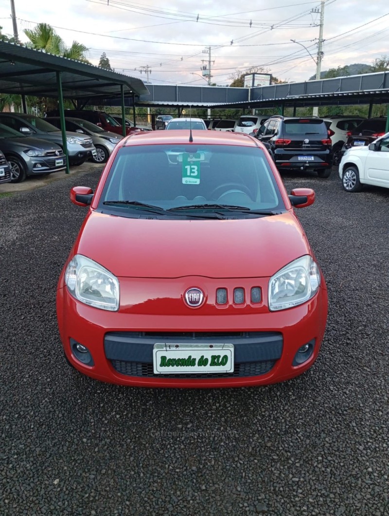 UNO 1.4 EVO ECONOMY 8V FLEX 4P MANUAL - 2013 - PICADA CAFé