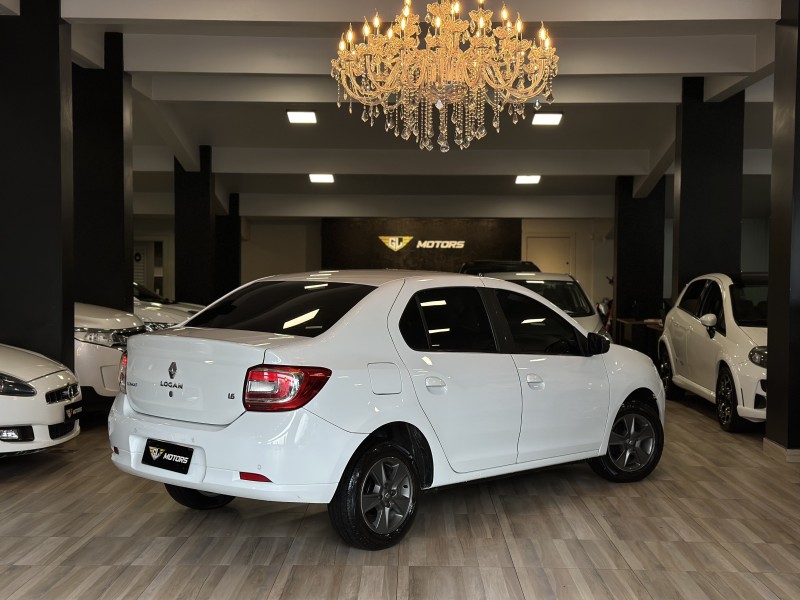 LOGAN 1.6 DYNAMIQUE 8V FLEX 4P MANUAL - 2015 - CAXIAS DO SUL