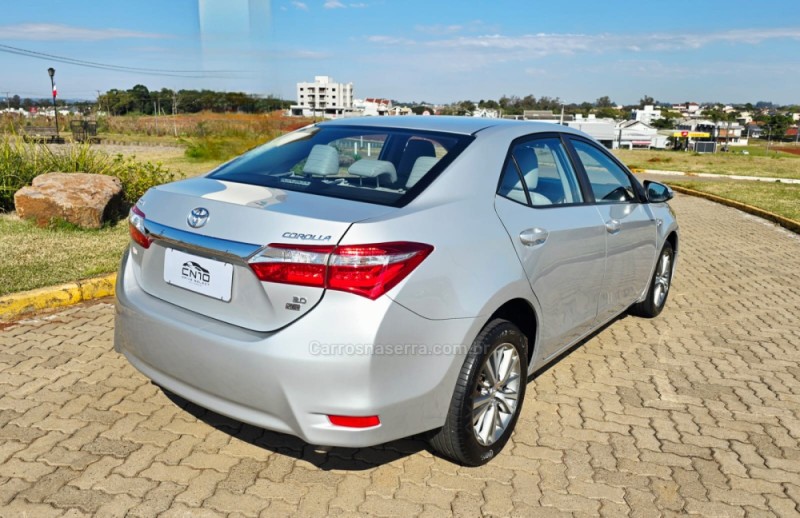 COROLLA 2.0 XEI 16V FLEX 4P AUTOMÁTICO - 2015 - LAJEADO