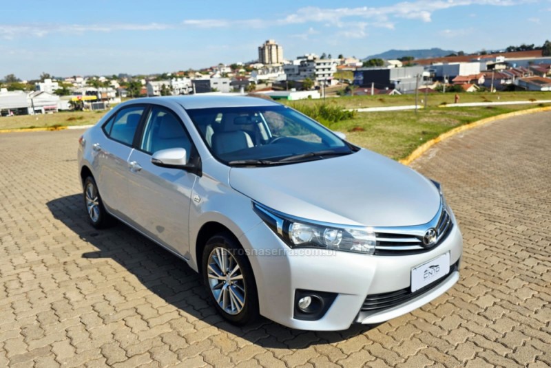 COROLLA 2.0 XEI 16V FLEX 4P AUTOMÁTICO