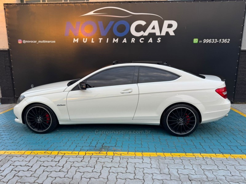 C 180 1.8 CGI COUPÉ TURBO 16V GASOLINA 2P AUTOMÁTICO - 2012 - ESTâNCIA VELHA