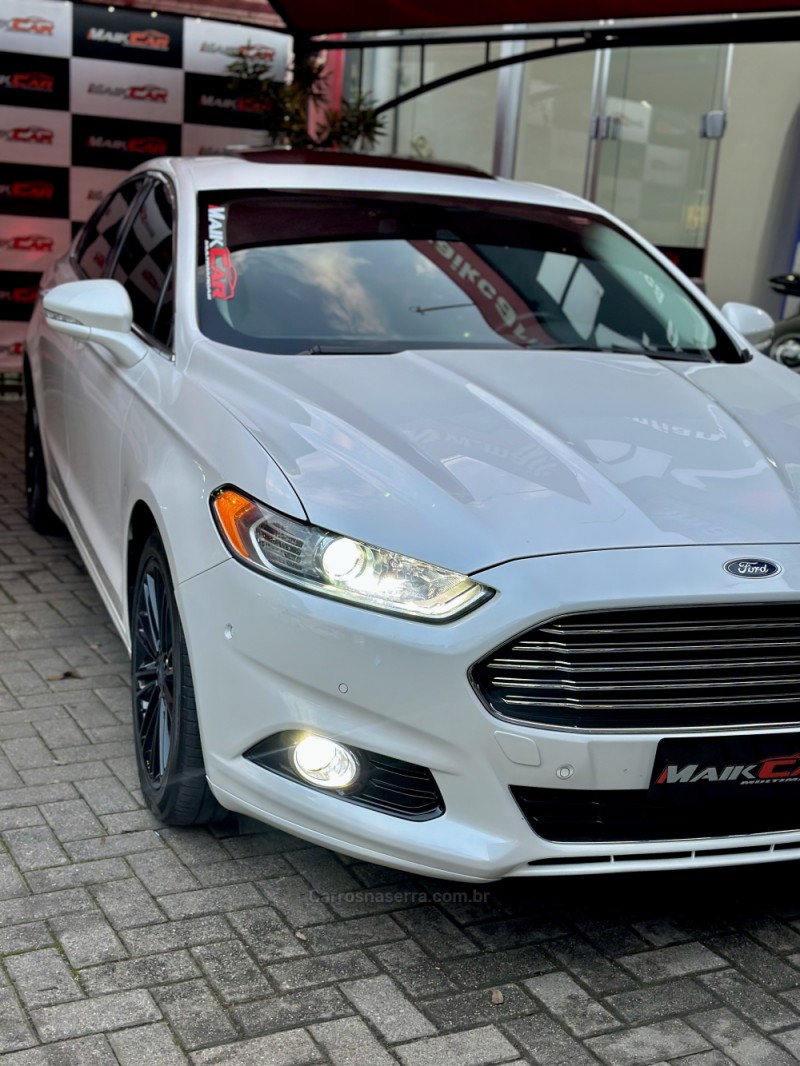FUSION 2.0 TITANIUM AWD 16V GASOLINA 4P AUTOMÁTICO - 2015 - ESTâNCIA VELHA