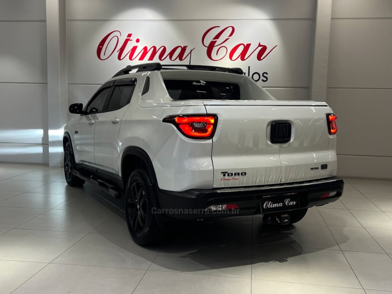 TORO 2.0 16V ULTRA 4X4 AT9 DIESEL 4P AUTOMÁTICO - 2023 - FLORES DA CUNHA