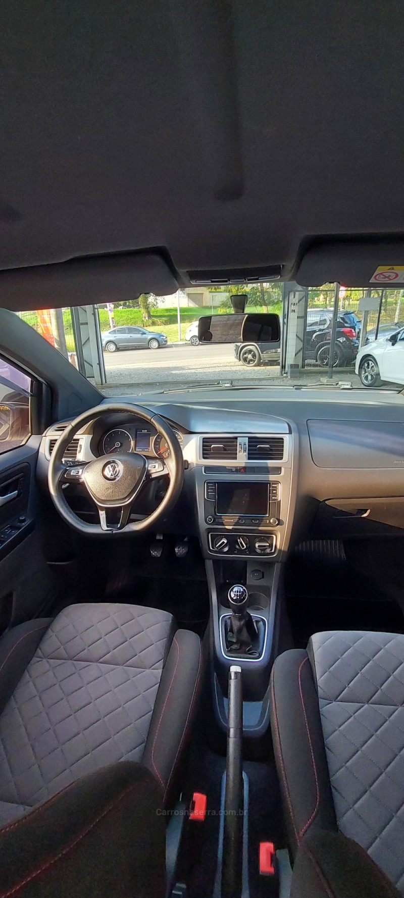 FOX 1.6 MI EXTREME 8V FLEX 4P MANUAL - 2018 - BOM PRINCíPIO