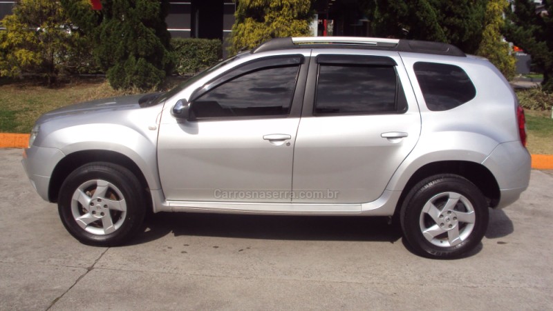 DUSTER 1.6 DYNAMIQUE 4X2 16V FLEX 4P MANUAL - 2015 - CAXIAS DO SUL