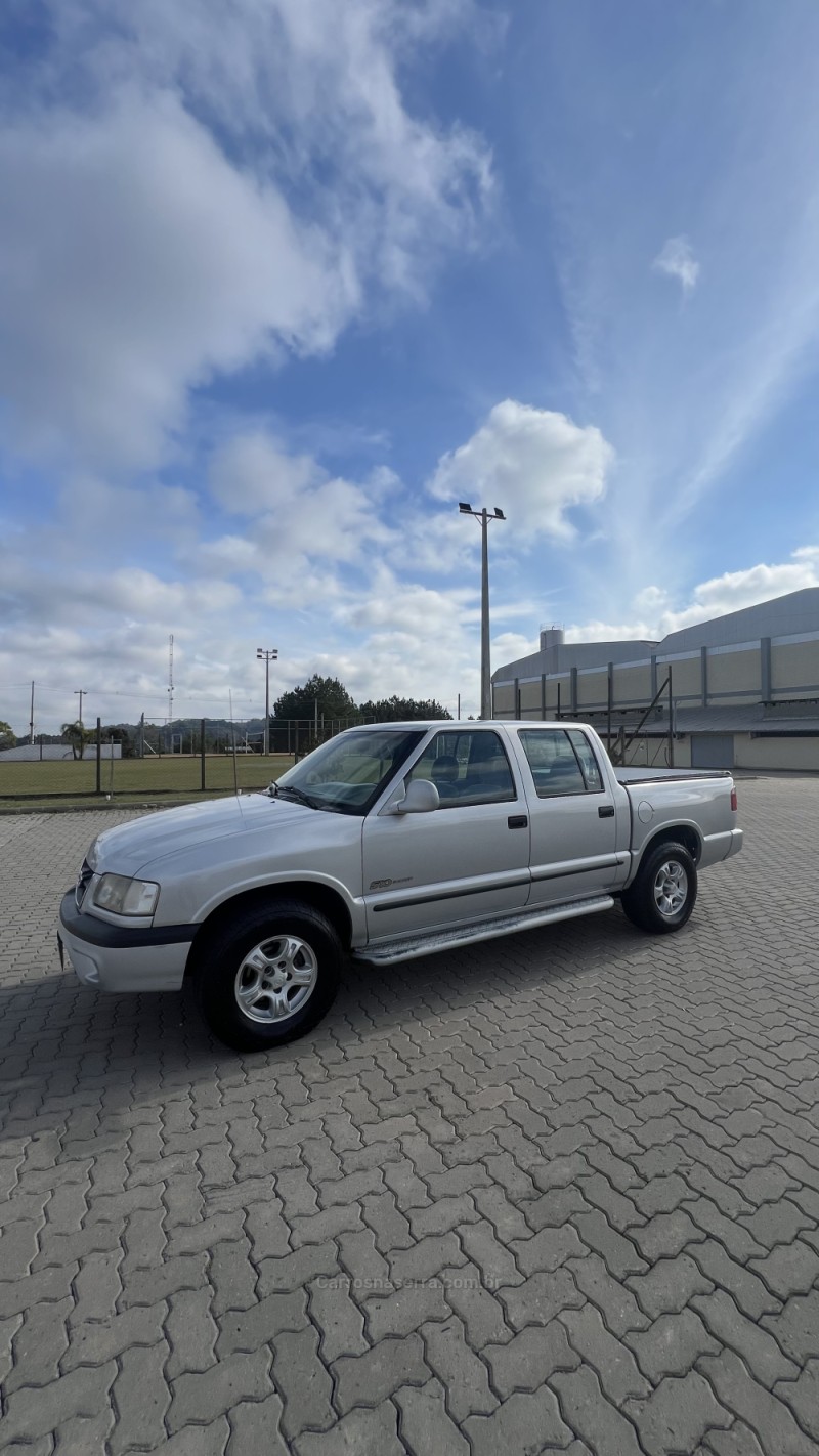 S10 2.5 STD 4X4 CD 8V TURBO DIESEL 4P MANUAL - 2000 - ANTôNIO PRADO