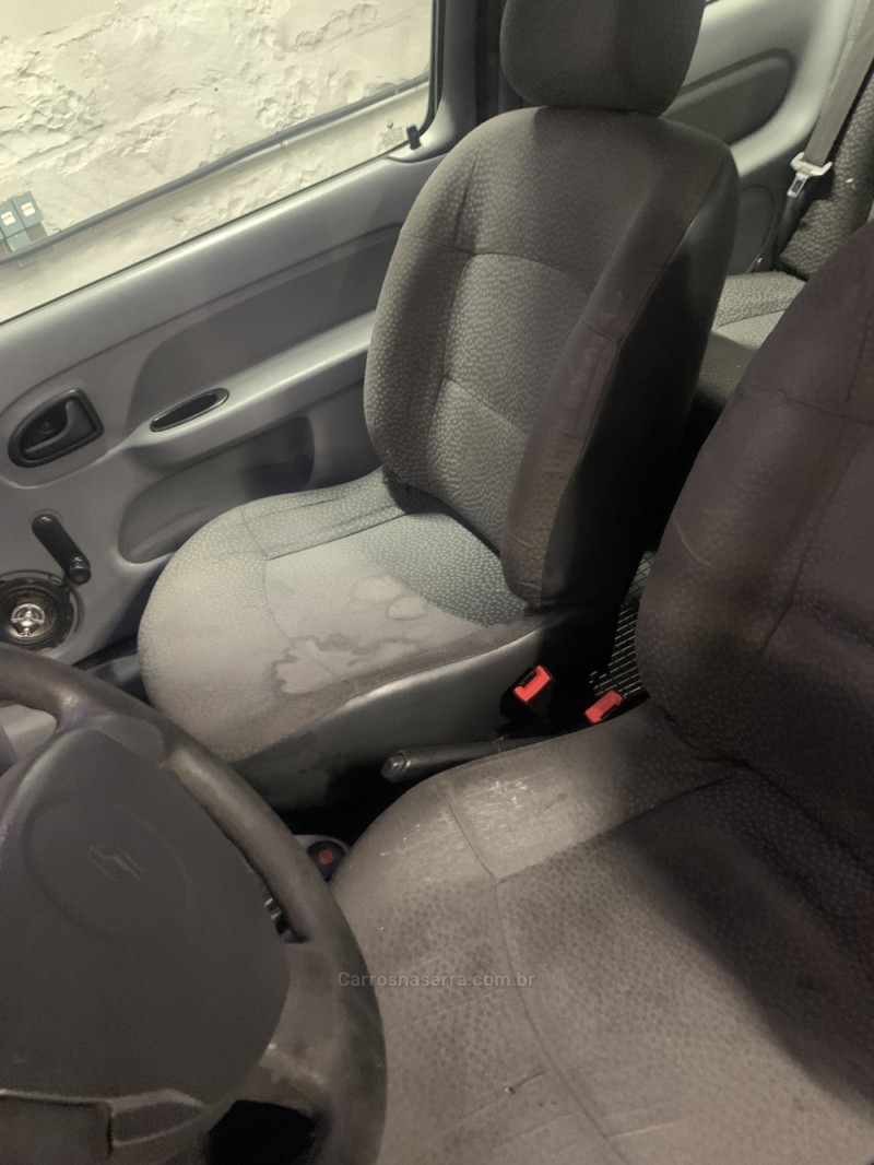 CLIO 1.0 CAMPUS 16V FLEX 2P MANUAL - 2010 - FARROUPILHA