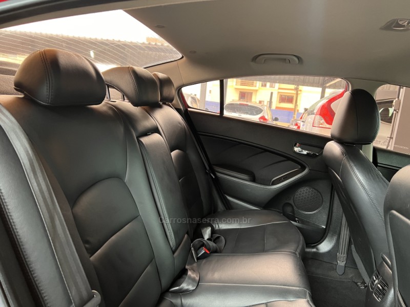 CERATO 1.6 SX3 16V FLEX 4P AUTOMÁTICO - 2014 - BOM PRINCíPIO