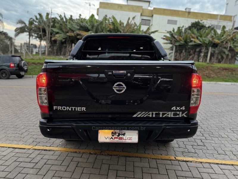 FRONTIER 2.3 ATTACK 4X4 CD BI-TURBO DIESEL 4P AUTOMÁTICO - 2019 - FELIZ