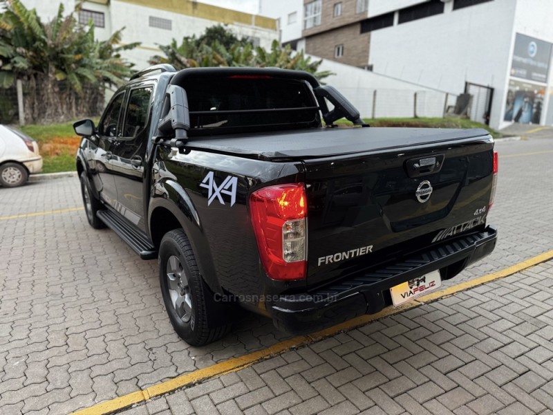 FRONTIER 2.3 ATTACK 4X4 CD BI-TURBO DIESEL 4P AUTOMÁTICO - 2019 - FELIZ