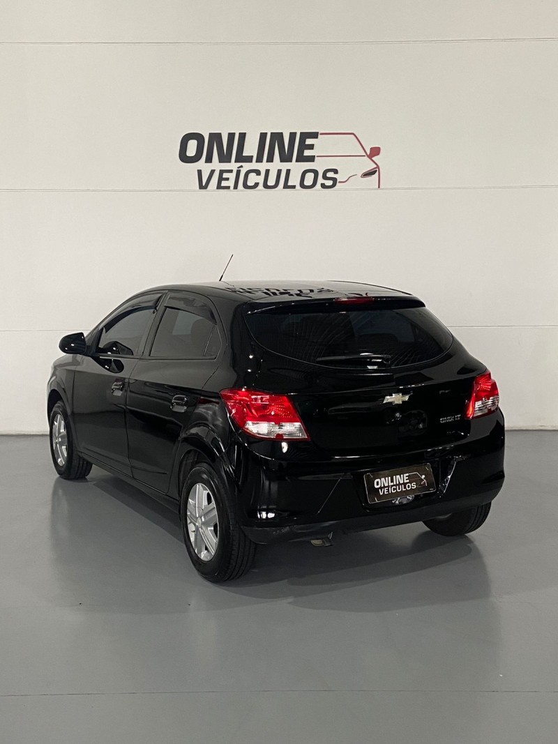 ONIX 1.0 MPFI LT 8V FLEX 4P MANUAL - 2013 - FARROUPILHA