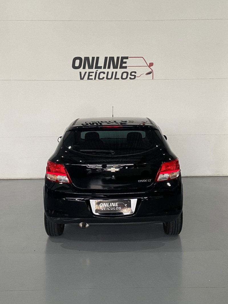 ONIX 1.0 MPFI LT 8V FLEX 4P MANUAL - 2013 - FARROUPILHA